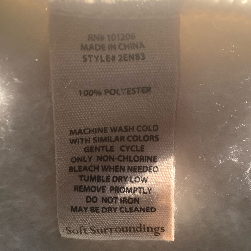 Soft Surroundings Astor Blue and Ecru/White Plush Robe - Picture 4 of 4